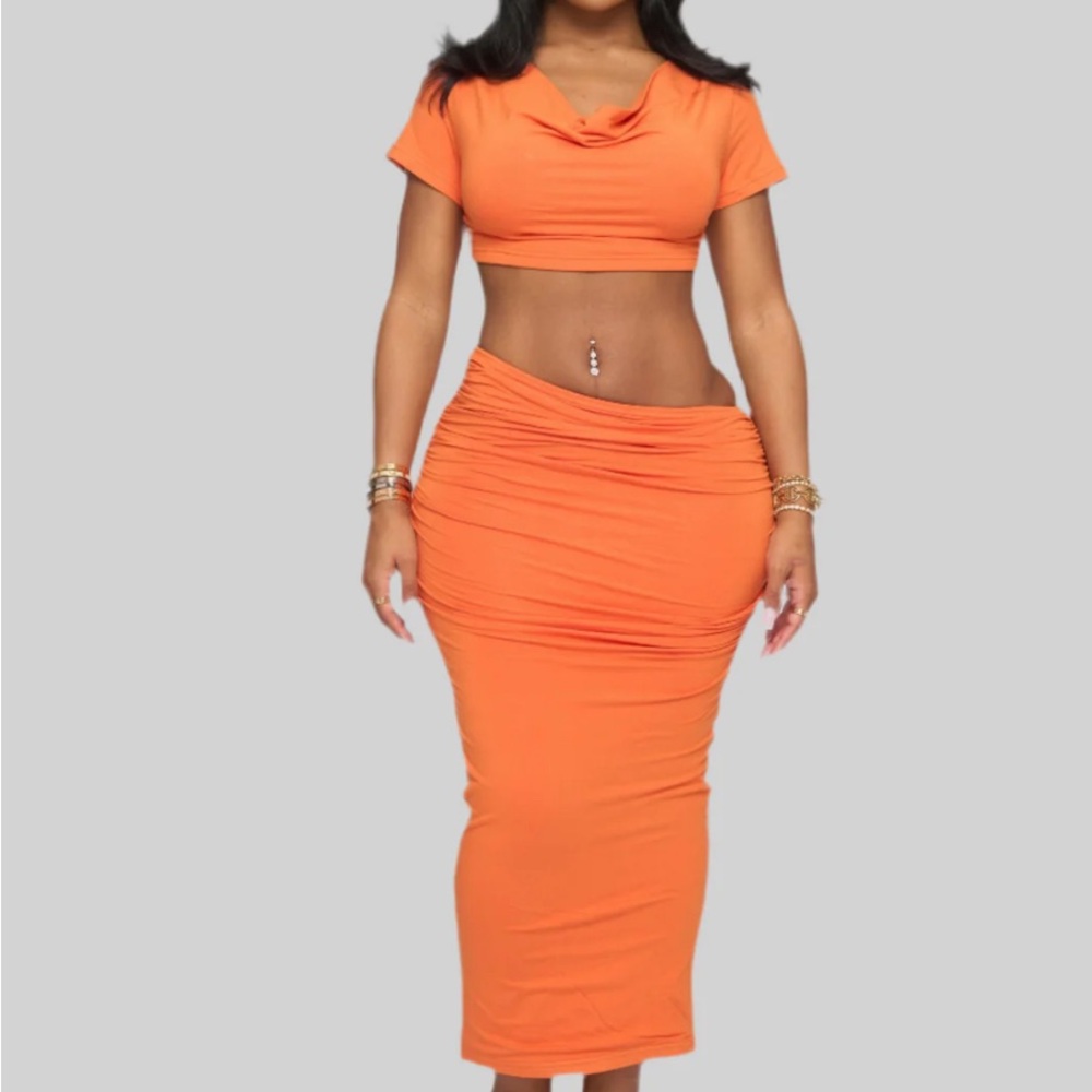 Orange Women's Skirt Set. Small/medium